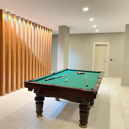 With A View And Pool Дом отдыха