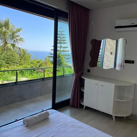 Holiday home With A View And Pool *