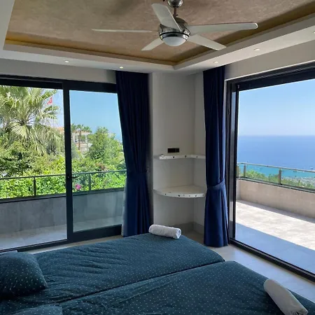 With A View And Pool * Alanya